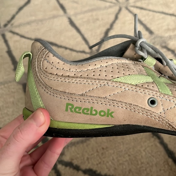 VINTAGE REEBOK TRAINERS SHOES WOMENS SIZE 8.5 - Picture 4 of 9